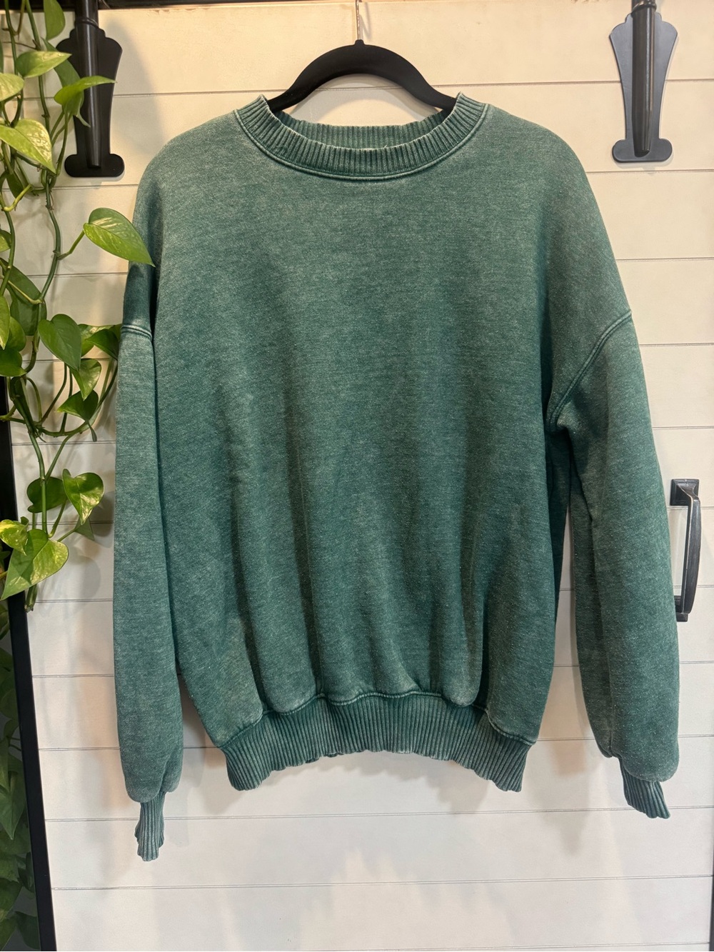Zenana Outfitters Women's Crewneck Sweater in Forest Green